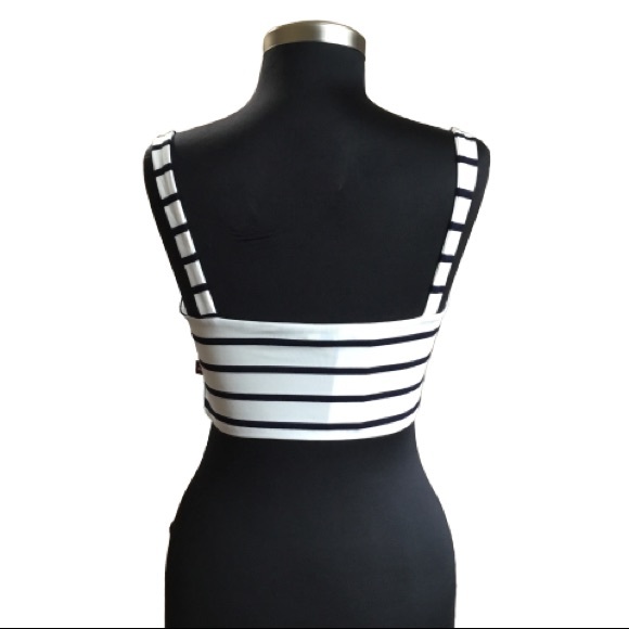 BB Dakota Striped Cropped Top Tie Front Optic White Blue Size Small - Picture 3 of 6